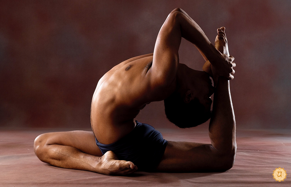 Complete King Pigeon Pose - One Leg