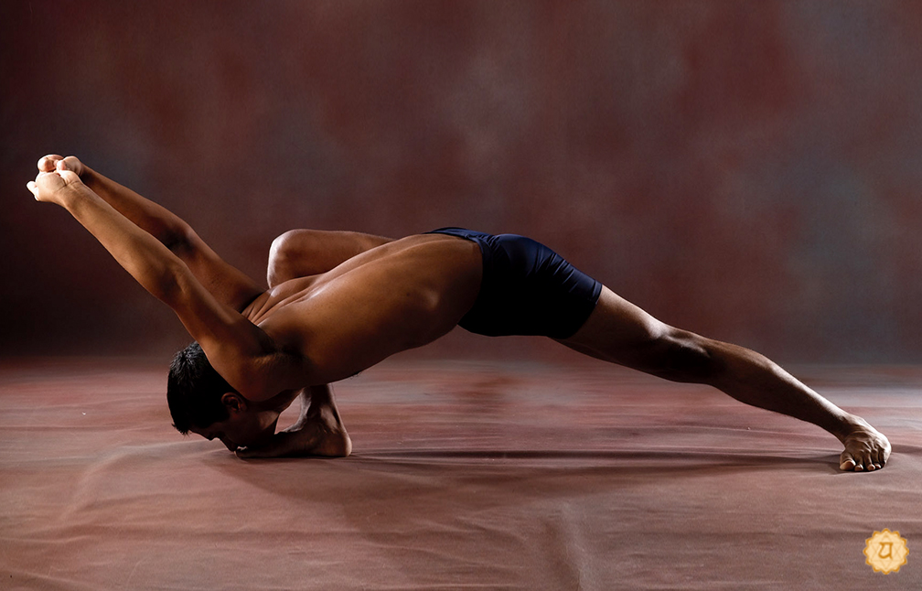 Warrior Veerastamban Pose